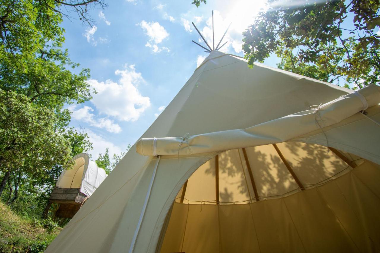 Camping Le Colorado Rustrel Exterior photo