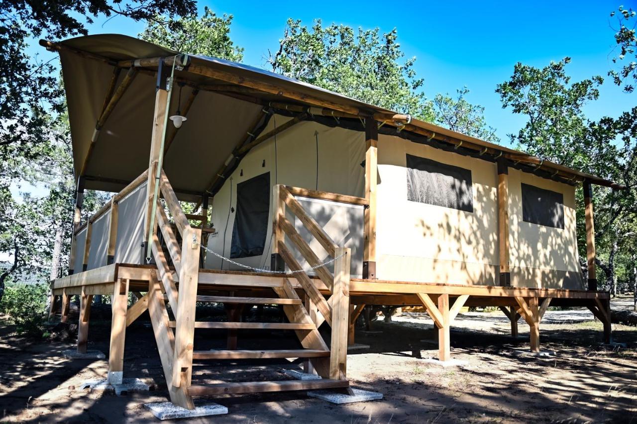 Camping Le Colorado Rustrel Exterior photo